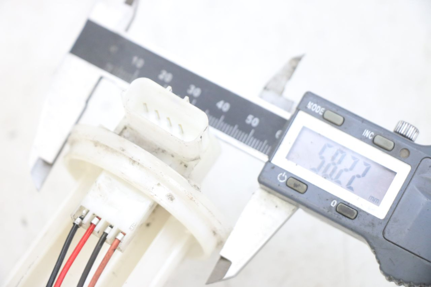 photo de POMPA CARBURANTE HONDA PCX (JF28) 125 (2009 - 2011) - Altra angolazione