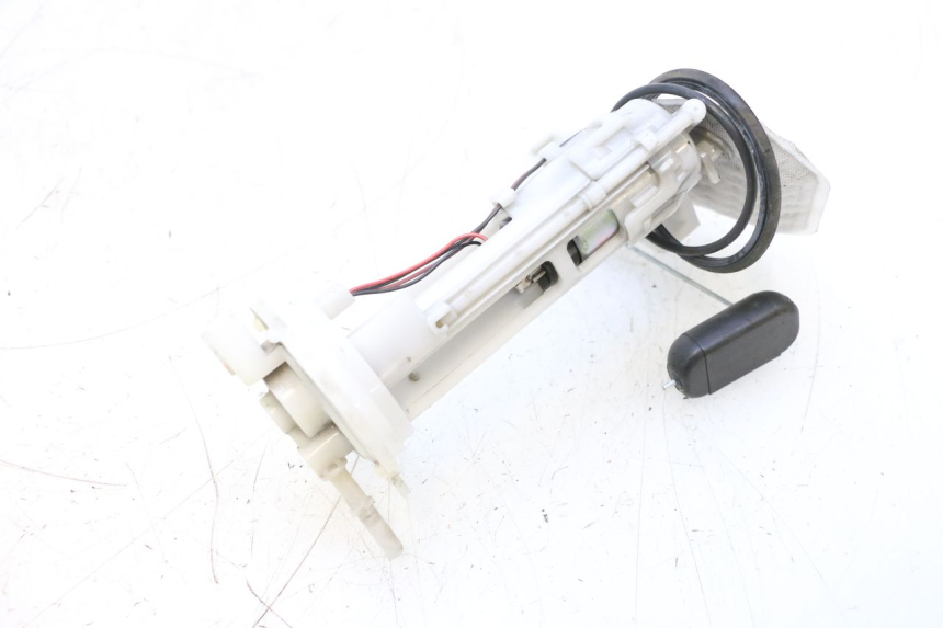 photo de POMPA CARBURANTE HONDA PCX (JF57/JF64) 125 (2014 - 2018) - Stato della superficie e materiale