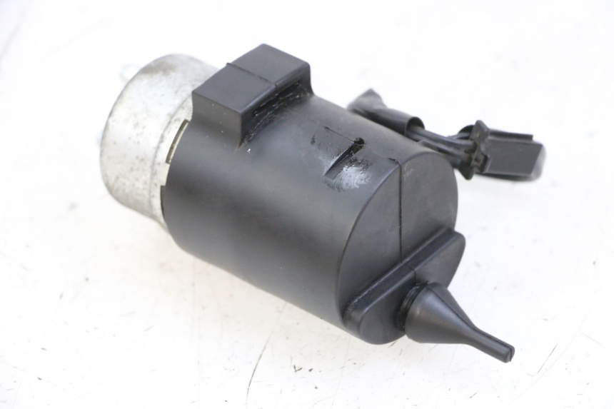 photo de POMPA CARBURANTE PIAGGIO VESPA LX 150 (2005 - 2013) - Primo piano tecnico