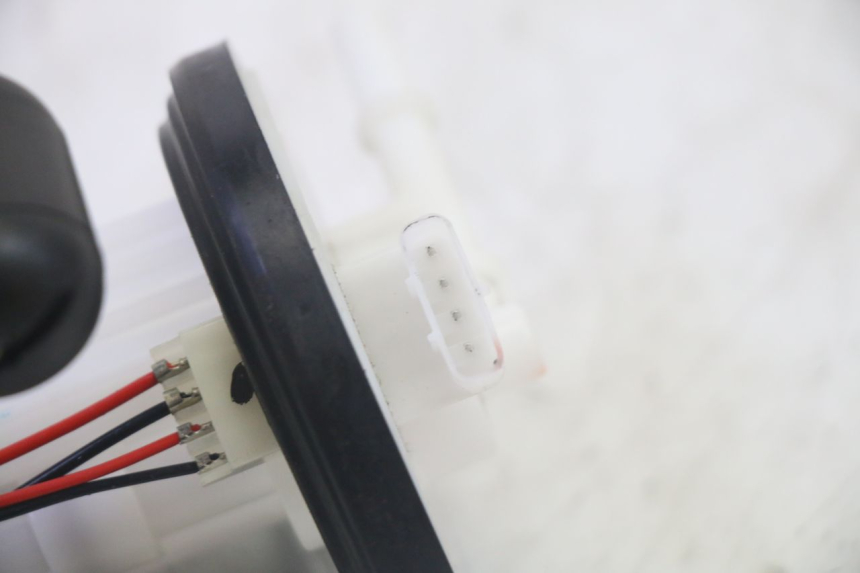 photo de POMPA CARBURANTE JM MOTORS SANTANA EVO 50 (2024 - 2026) - Zoom sullo stato d'uso