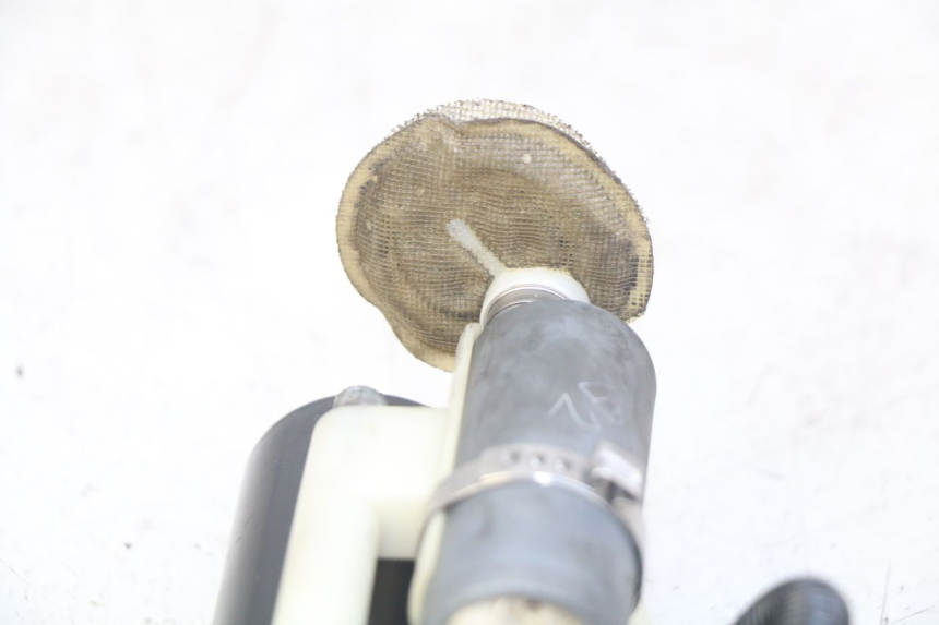 photo de POMPA DEL CARBURANTE PEUGEOT SATELIS 125 (2006 - 2009) - Dettaglio del componente