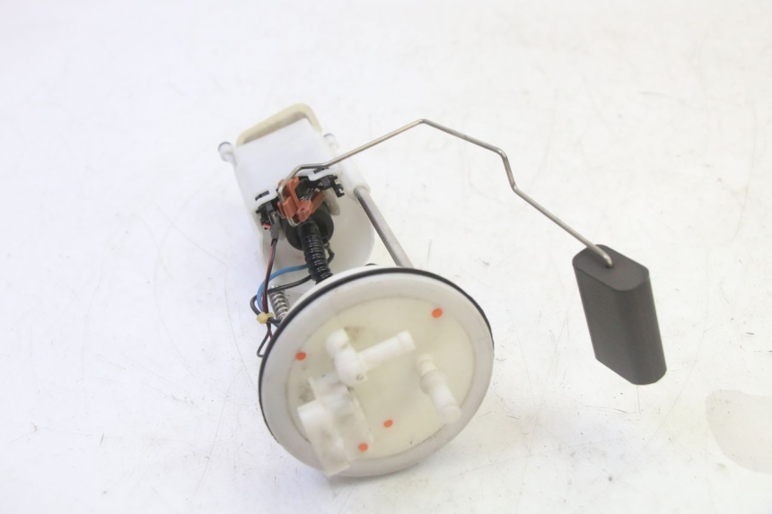 photo de POMPA CARBURANTE PEUGEOT SATELIS 125 (2013 - 2018) - Dettaglio del componente