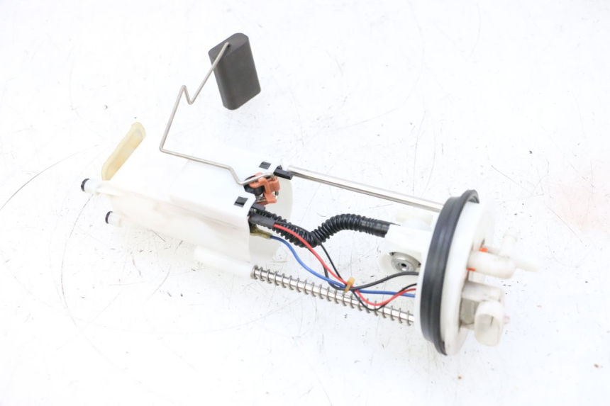 photo de POMPA CARBURANTE PEUGEOT SATELIS 125 (2013 - 2018) - Vista principale