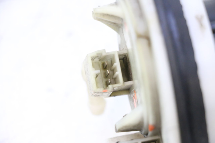 photo de POMPA DEL CARBURANTE PEUGEOT SATELIS 125 (2006 - 2009) - Caratteristiche distintive