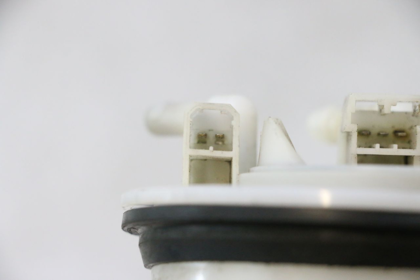 photo de POMPA CARBURANTE PEUGEOT SATELIS 125 (2013 - 2018) - Ricambio usato controllato