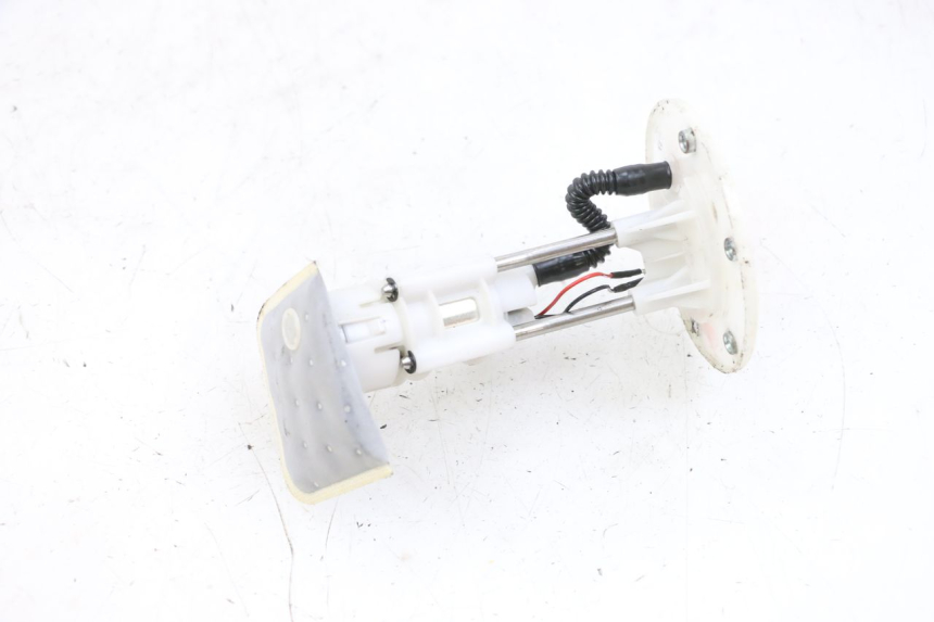 photo de POMPA CARBURANTE PEUGEOT SPEEDFIGHT 4 4T EFI 50 (2021 - 2025) - Altra angolazione