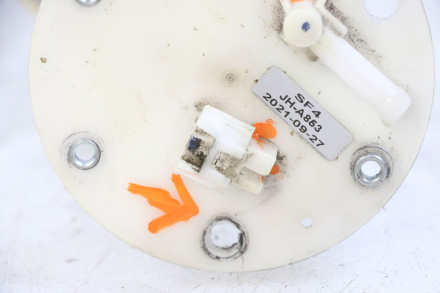 photo de POMPA CARBURANTE PEUGEOT SPEEDFIGHT 4 4T EFI 50 (2021 - 2025) - Marcature e riferimenti originali