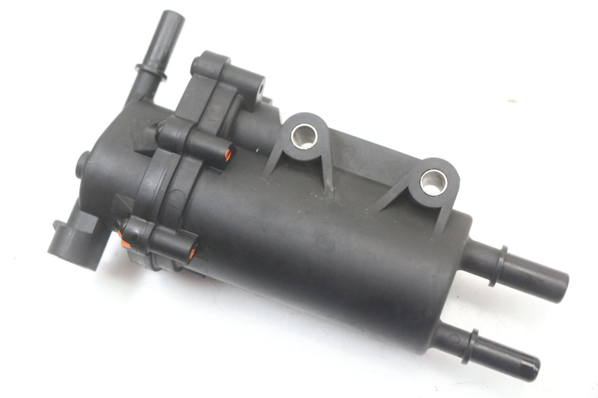 photo de POMPA CARBURANTE PEUGEOT STREETZONE I 2T 50 (2018 - 2020) - Primo piano tecnico