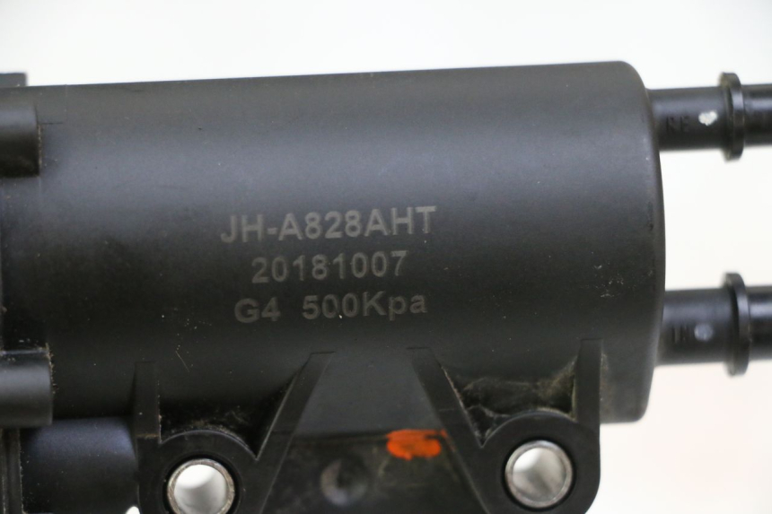 photo de POMPA CARBURANTE PEUGEOT STREETZONE I 2T 50 (2018 - 2020) - Dettaglio del componente