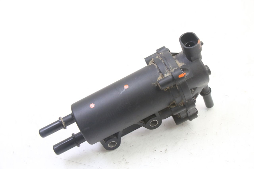 photo de POMPA CARBURANTE PEUGEOT STREETZONE I NAKED 2T 50 (2018 - 2020) - Altra angolazione