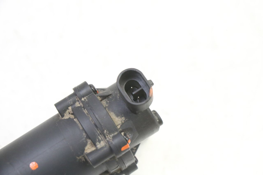 photo de POMPA CARBURANTE PEUGEOT STREETZONE I NAKED 2T 50 (2018 - 2020) - Primo piano tecnico