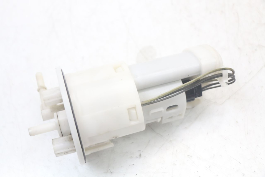 photo de POMPA DEL CARBURANTE YAMAHA TDM ABS 900 (2002 - 2014) - Zoom sullo stato d'uso