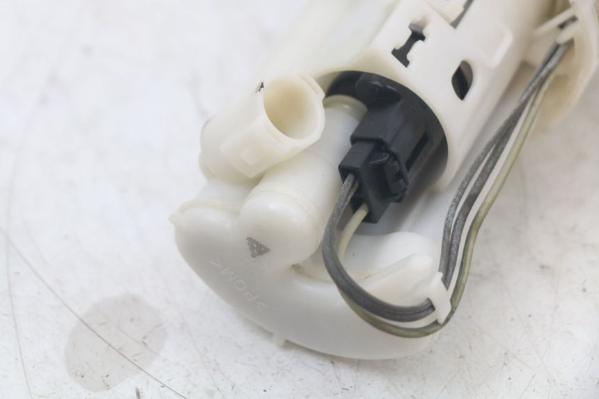 photo de POMPA DEL CARBURANTE YAMAHA TDM ABS 900 (2002 - 2014) - Dettagli dei punti di fissaggio