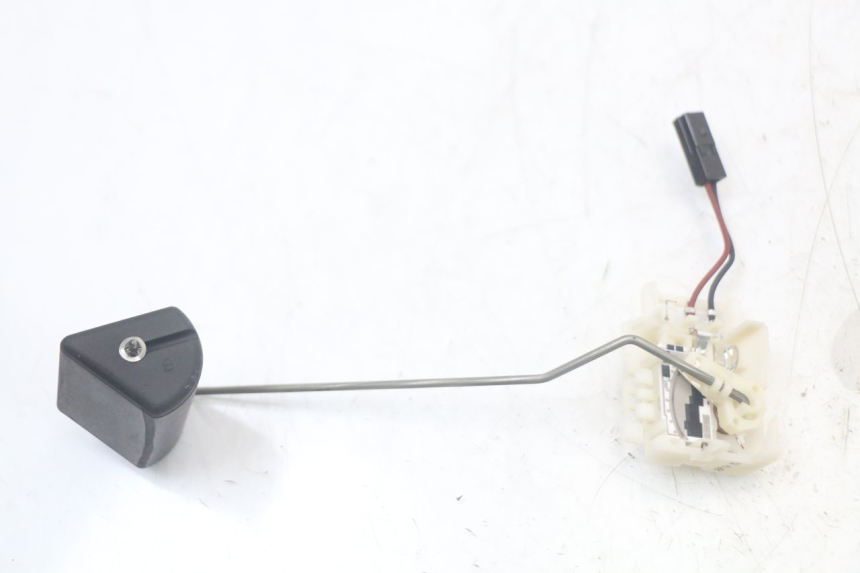 photo de POMPA DEL CARBURANTE YAMAHA TDM ABS 900 (2002 - 2014) - Stato della superficie e materiale