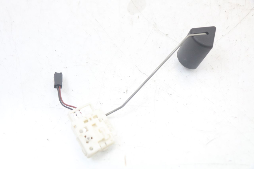 photo de POMPA DEL CARBURANTE YAMAHA TDM ABS 900 (2002 - 2014) - Ricambio usato controllato