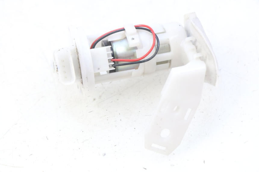 photo de POMPA CARBURANTE PIAGGIO VESPA GTS IGET ABS 125 (2017 - 2023) - Vista principale