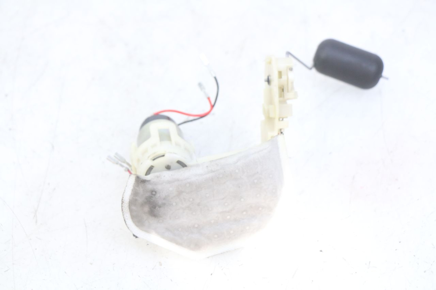 photo de POMPA CARBURANTE HONDA VISION NSC R 50 (2013 - 2015) - Dettaglio del componente