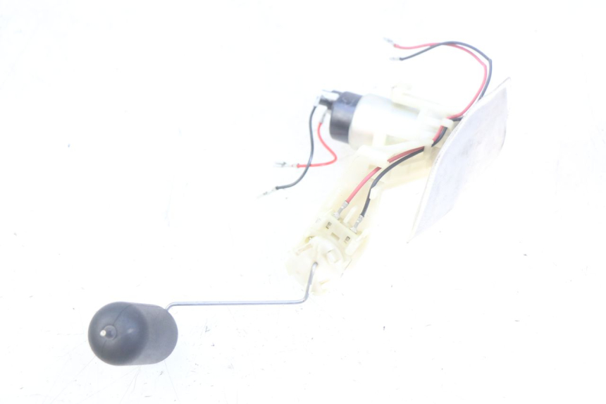 photo de POMPA CARBURANTE HONDA VISION NSC R 50 (2013 - 2015) - Primo piano tecnico