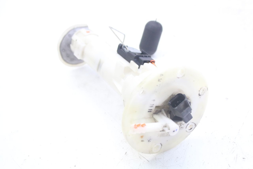 photo de POMPA CARBURANTE KYMCO X-CITING XCITING 400 (2014 - 2018) - Dettagli dei punti di fissaggio