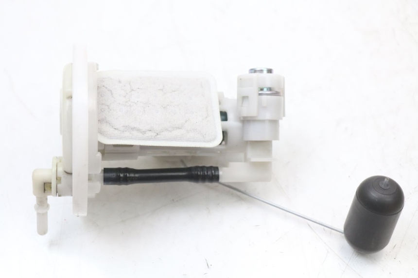 photo de POMPA CARBURANTE YAMAHA XMAX X-MAX ABS 125 (2017 - 2020) - Zoom sullo stato d'uso