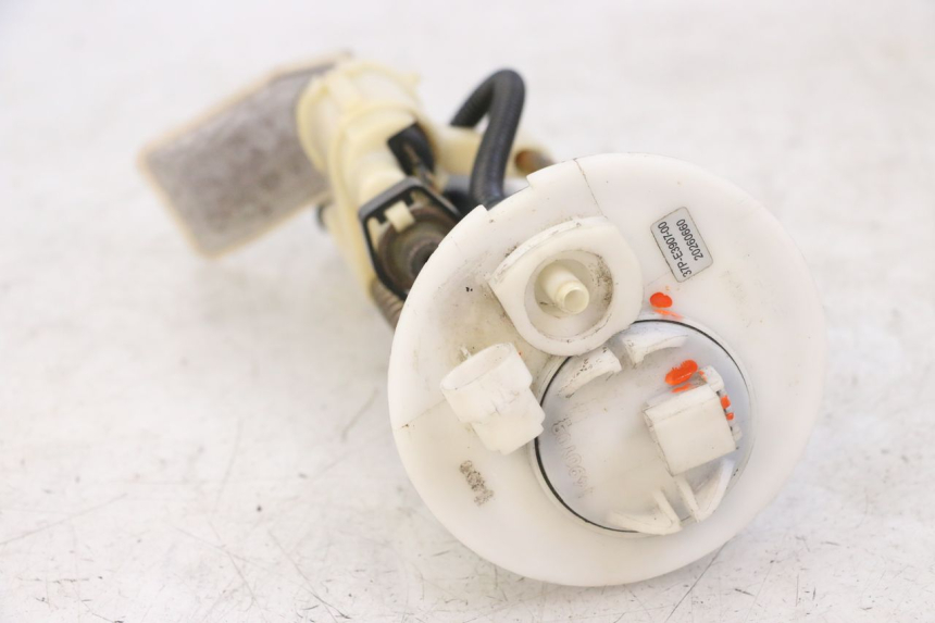 photo de POMPA CARBURANTE YAMAHA X-MAX XMAX 125 (2010 - 2013) - Altra angolazione