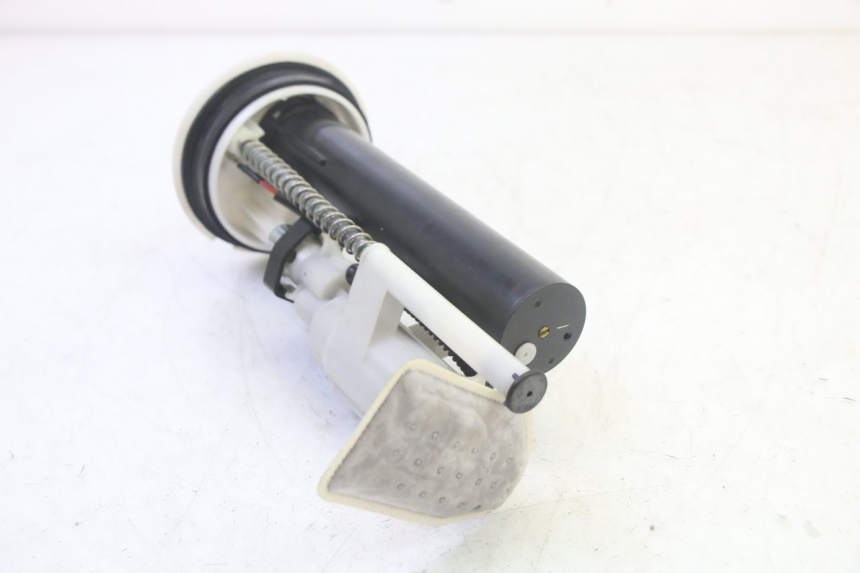 photo de POMPA CARBURANTE YAMAHA X-MAX XMAX 125 (2010 - 2013) - Dettagli dei punti di fissaggio