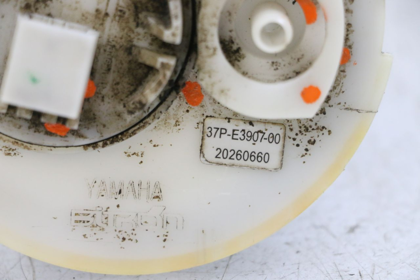 photo de POMPA CARBURANTE YAMAHA X-MAX XMAX 125 (2010 - 2013) - Marcature e riferimenti originali