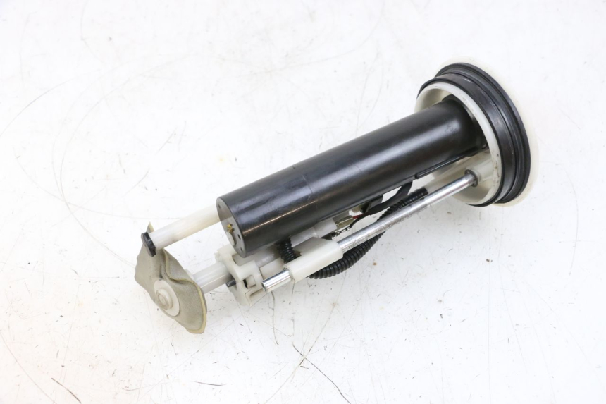 photo de POMPA DEL CARBURANTE YAMAHA XMAX X-MAX 125 (2006 - 2009) - Altra angolazione