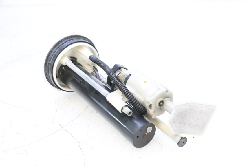 photo de POMPA CARBURANTE YAMAHA X-MAX XMAX 125 (2010 - 2013) - Dettagli dei punti di fissaggio