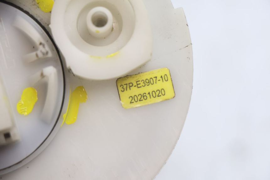 photo de POMPA CARBURANTE YAMAHA X-MAX XMAX 125 (2010 - 2013) - Ricambio usato controllato
