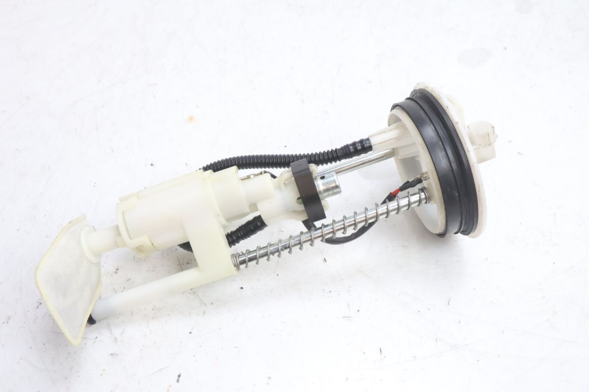 photo de POMPA CARBURANTE YAMAHA X-MAX XMAX 125 (2010 - 2013) - Vista principale