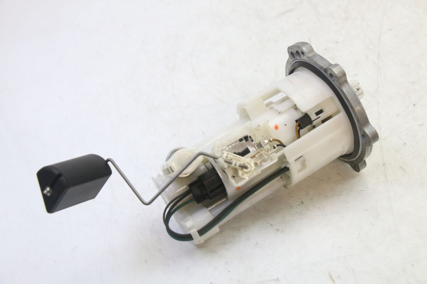 photo de POMPA CARBURANTE YAMAHA XJ6 ABS 600 (2008 - 2016) - Vista principale