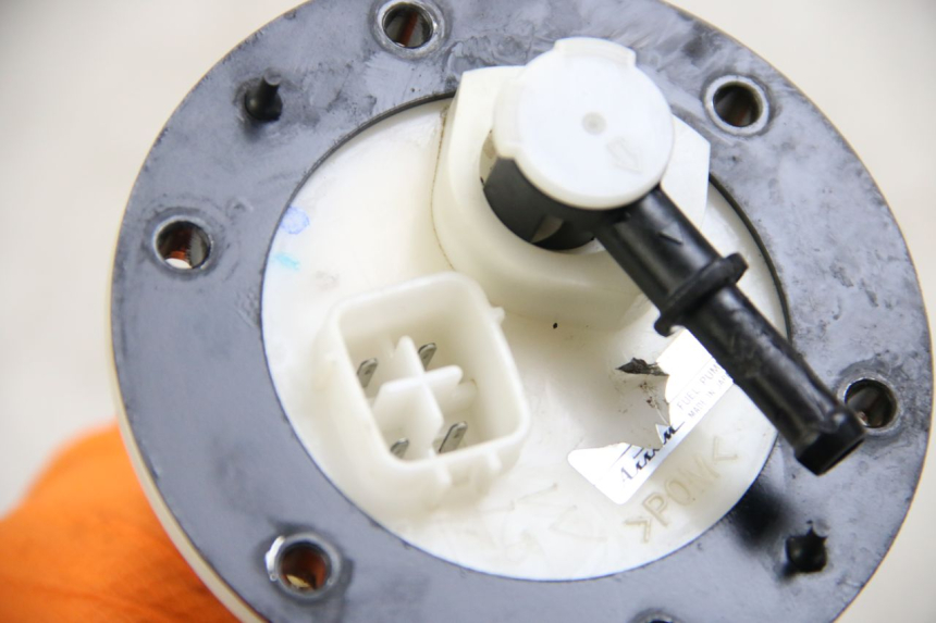 photo de POMPA CARBURANTE YAMAHA XP T-MAX TMAX 500 (2004 - 2007) - Zoom sullo stato d'uso