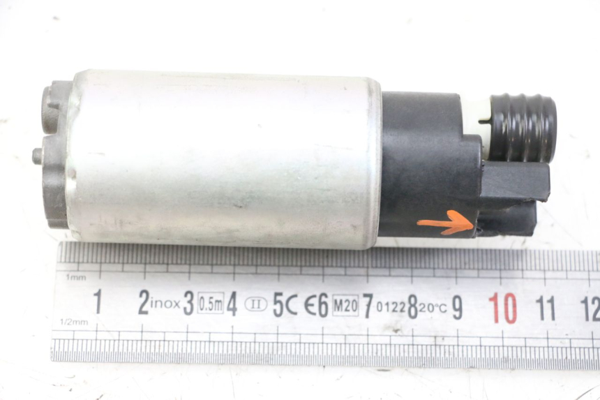 photo de POMPA DEL CARBURANTE YAMAHA XT X 660 (2004 - 2016) - Marcature e riferimenti originali