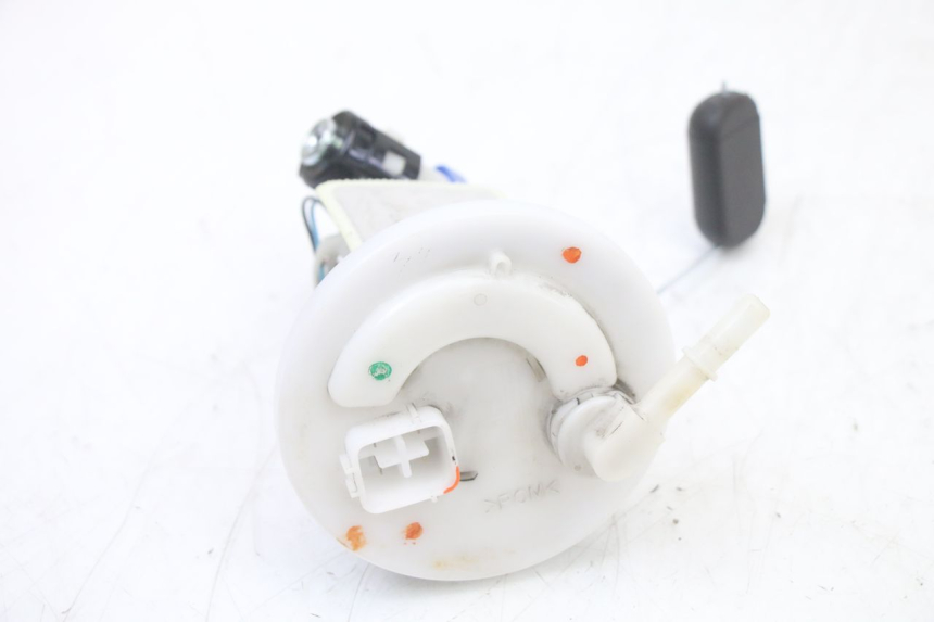 photo de POMPA CARBURANTE YAMAHA YP T-MAX TMAX 530 (2017 - 2020) - Primo piano tecnico