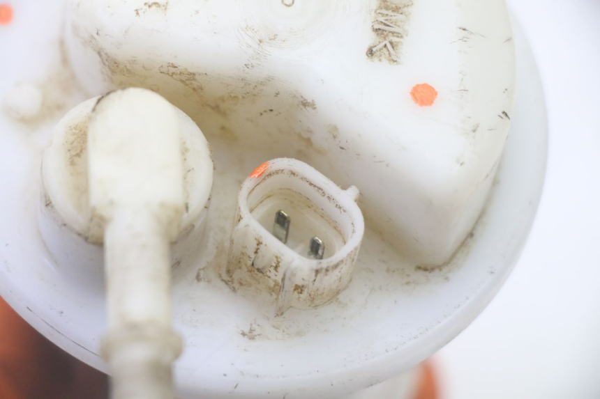 photo de POMPA CARBURANTE YAMAHA YZF YZ-F 450 (2014 - 2016) - Primo piano tecnico