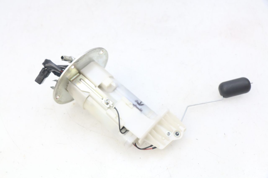photo de POMPA CARBURANTE KAWASAKI Z 650 (2016 - 2019) - Zoom sullo stato d'uso