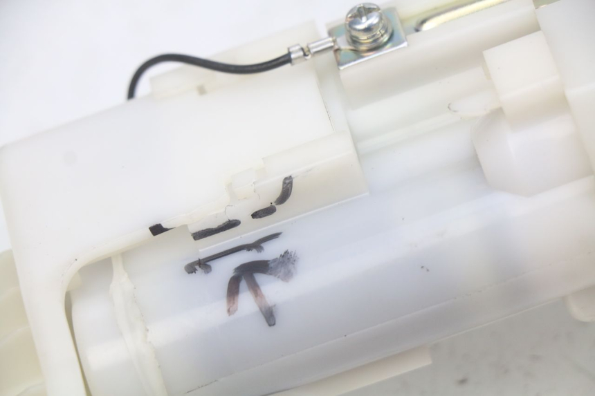 photo de POMPA CARBURANTE KAWASAKI Z 650 (2016 - 2019) - Altra angolazione