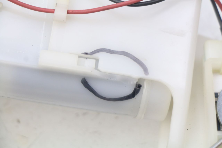 photo de POMPA CARBURANTE KAWASAKI Z 650 (2016 - 2019) - Ricambio usato controllato