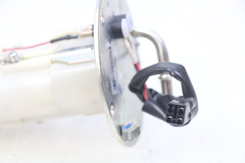 photo de POMPA CARBURANTE KAWASAKI Z 650 (2016 - 2019) - Marcature e riferimenti originali