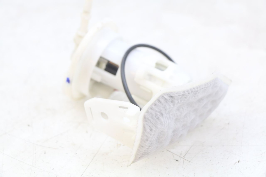 photo de POMPA CARBURANTE PIAGGIO ZIP 4T 50 (2018 - 2020) - Primo piano tecnico