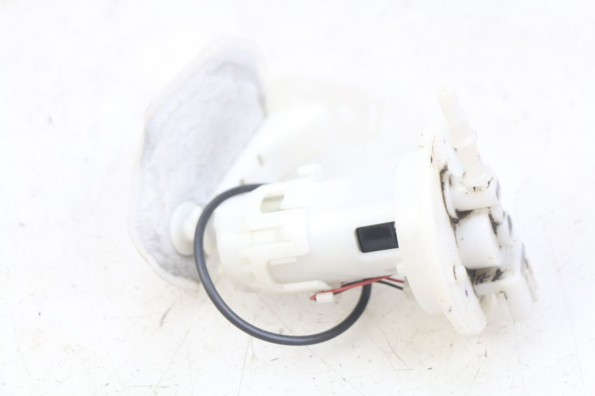 photo de POMPA CARBURANTE PIAGGIO ZIP 4T 50 (2018 - 2020) - Dettagli dei punti di fissaggio