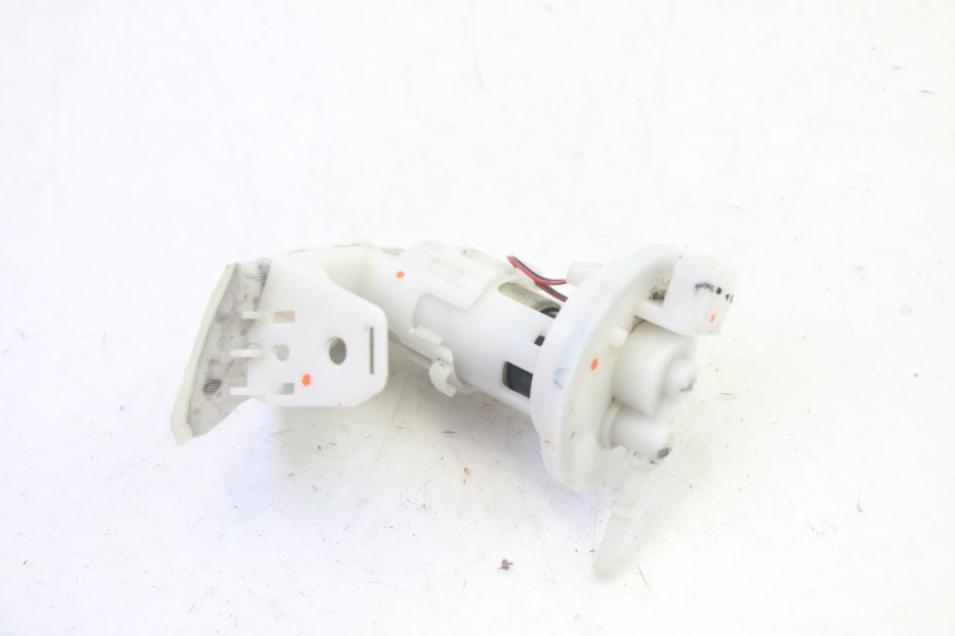 photo de POMPA CARBURANTE PIAGGIO ZIP 4T 50 (2018 - 2020) - Altra angolazione