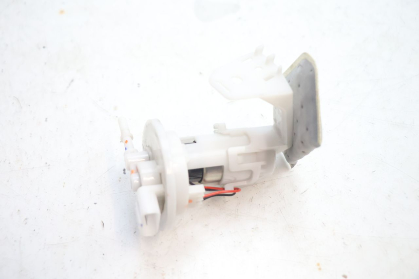 photo de POMPA CARBURANTE PIAGGIO ZIP 4T 50 (2018 - 2020) - Primo piano tecnico