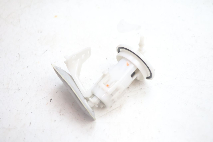 photo de POMPA CARBURANTE PIAGGIO ZIP 4T 50 (2018 - 2020) - Dettagli dei punti di fissaggio