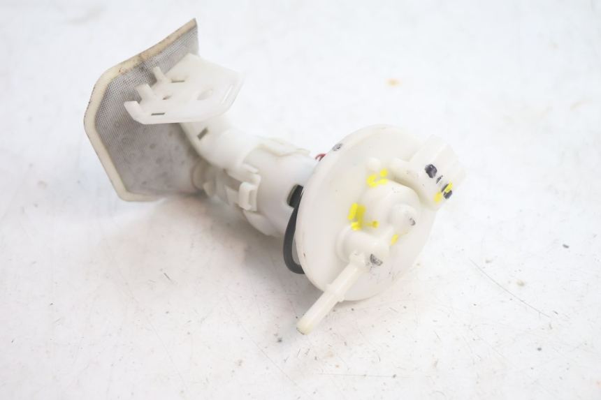 photo de POMPA CARBURANTE PIAGGIO ZIP IGET 4T 50 (2021 - 2023) - Zoom sullo stato d'uso
