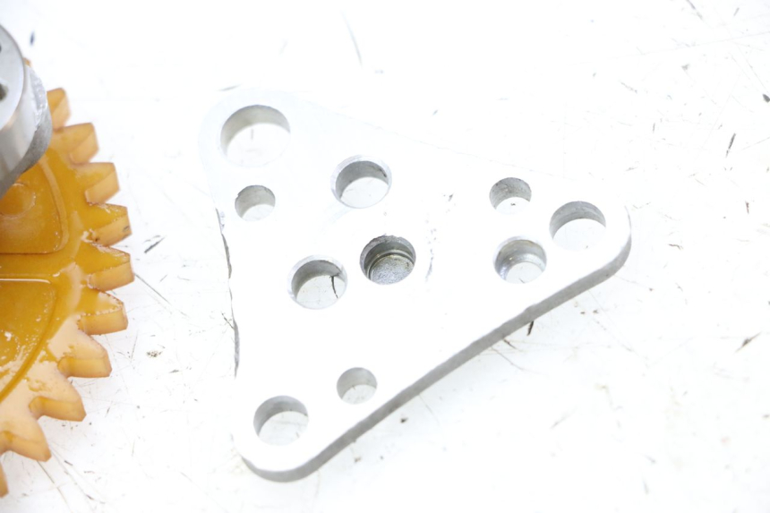 photo de POMPA OLIO KYMCO AGILITY 4T 50 (2018 - 2022) - Primo piano tecnico