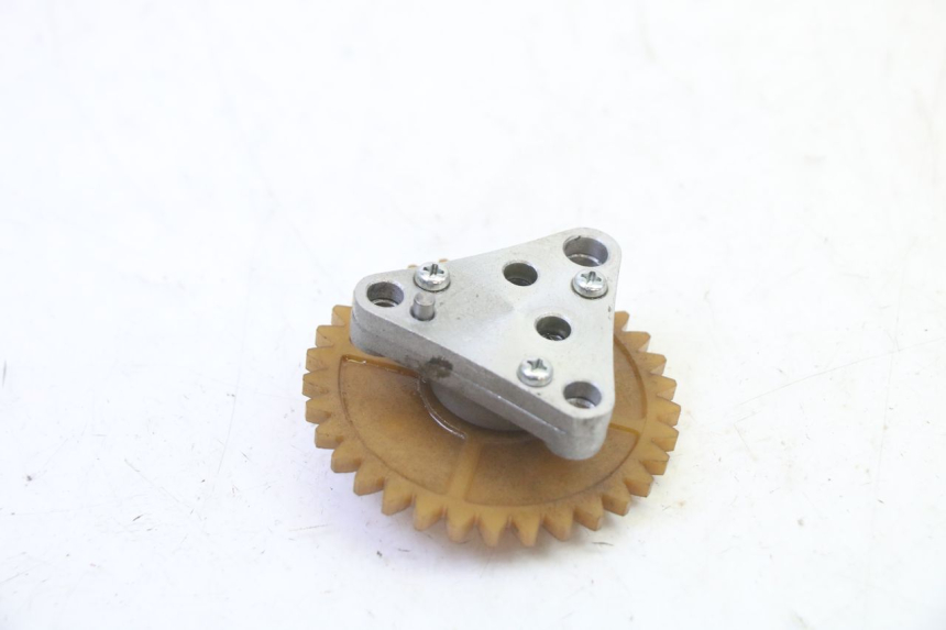 photo de POMPA OLIO KYMCO AGILITY 4T 50 (2005 - 2018) - Altra angolazione