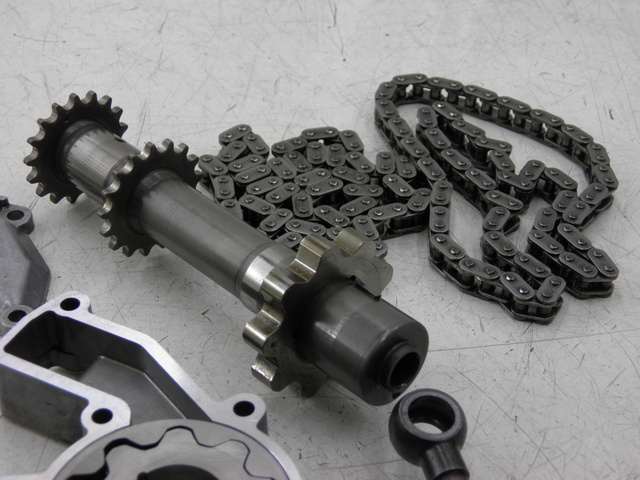 photo de POMPA OLIO BMW R RS 1150 (2001 - 2005) - Dettagli dei punti di fissaggio