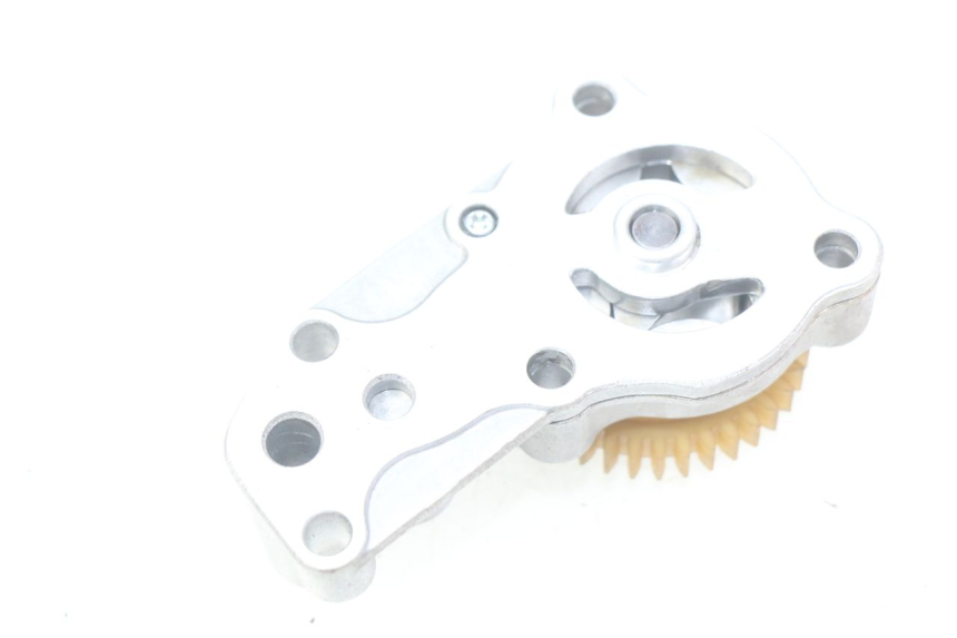 photo de POMPA OLIO ROYAL ENFIELD BULLET CLASSIC 500 (2017 - 2020) - Dettaglio del componente